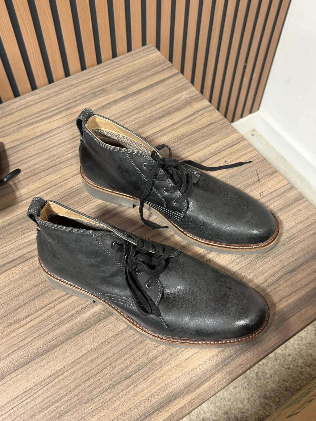 Crown Vintage black leather lace-up chukka boots men's sz 11