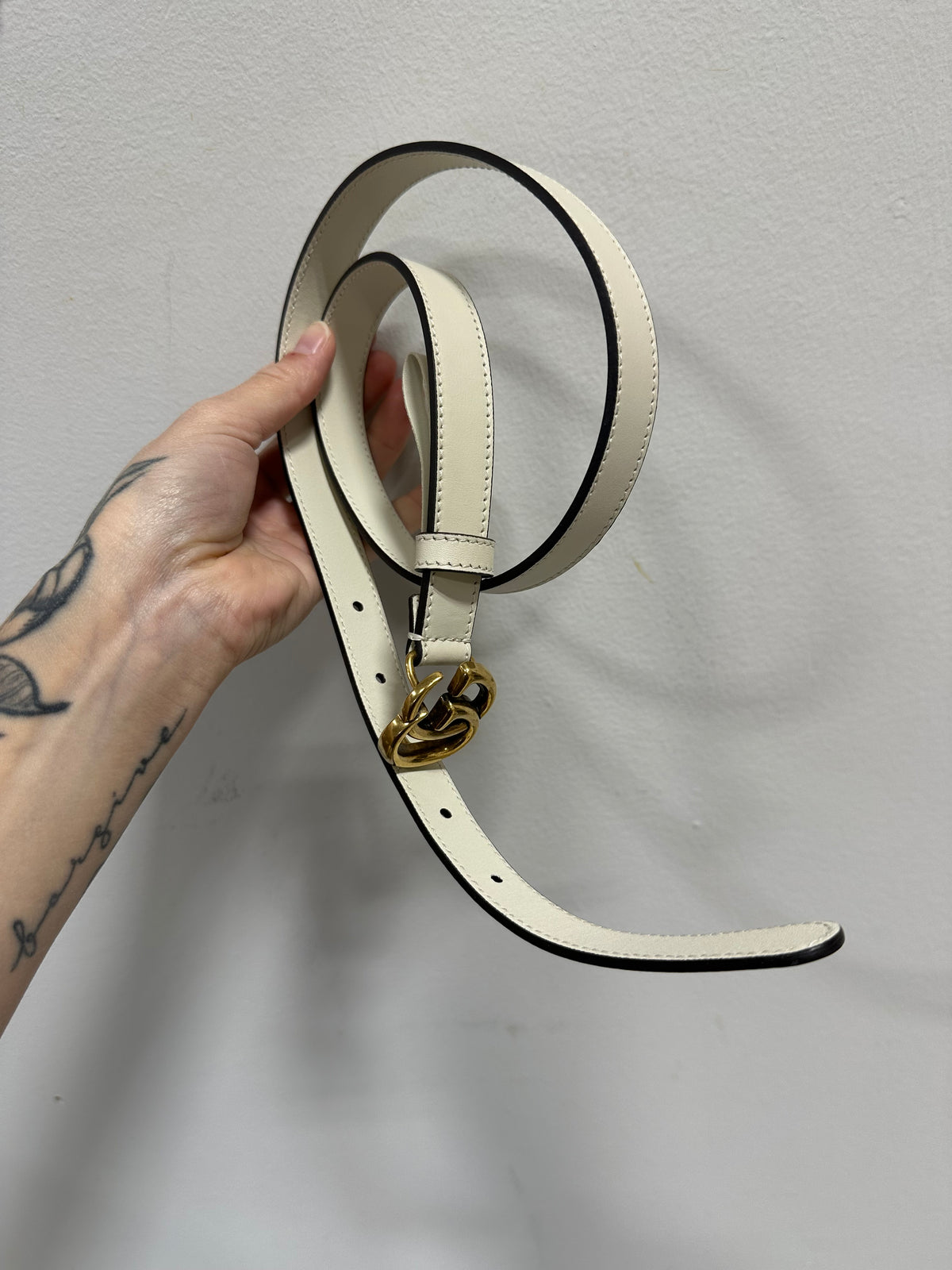 Gucci GG Marmont Thin Leather Belt Gold GG Hardware