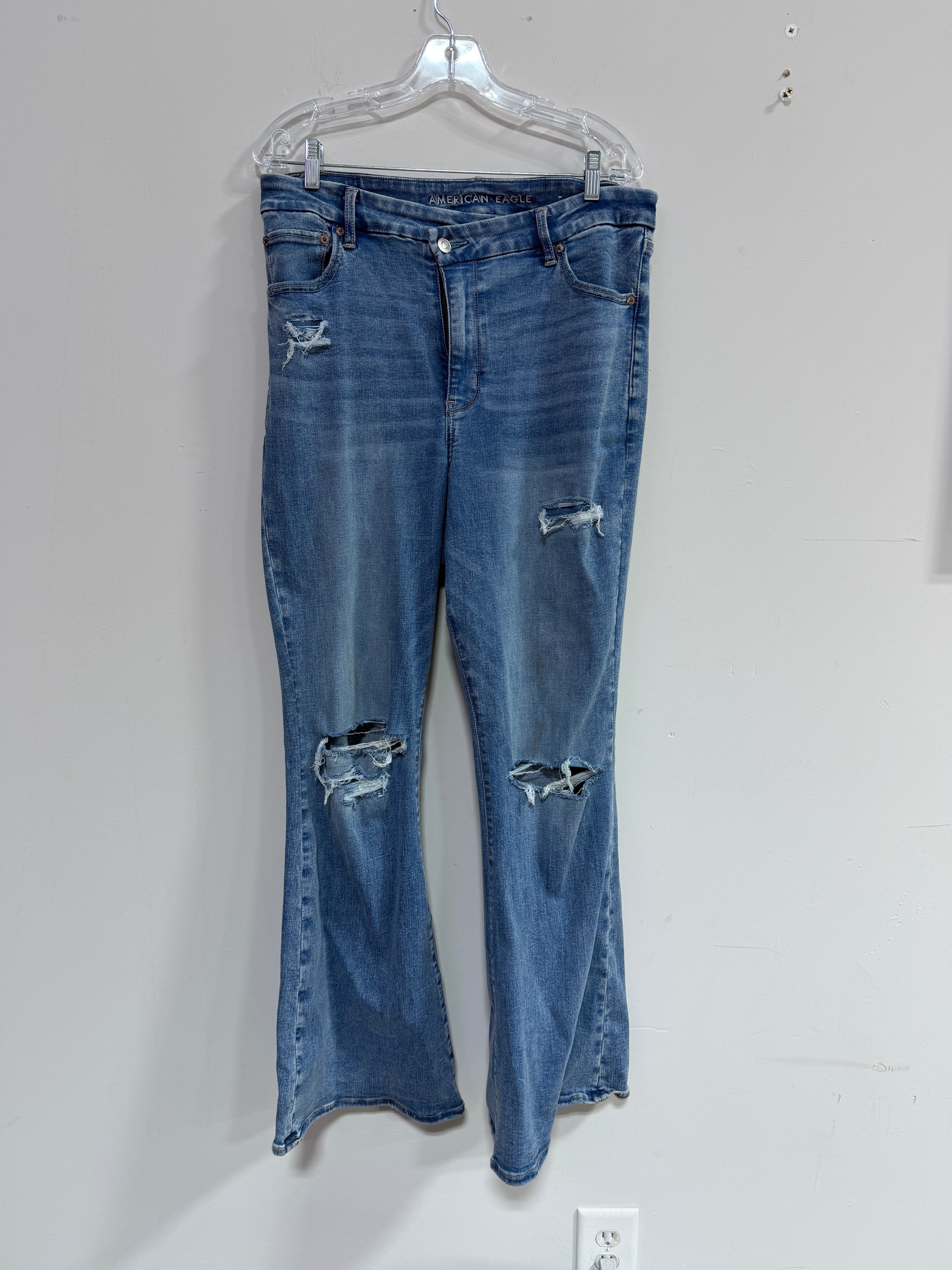 American Eagle Ripped flare jeans women's sz 14