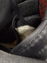 Load image into Gallery viewer, Jordan 1 High Bred 1994 Sz 4

