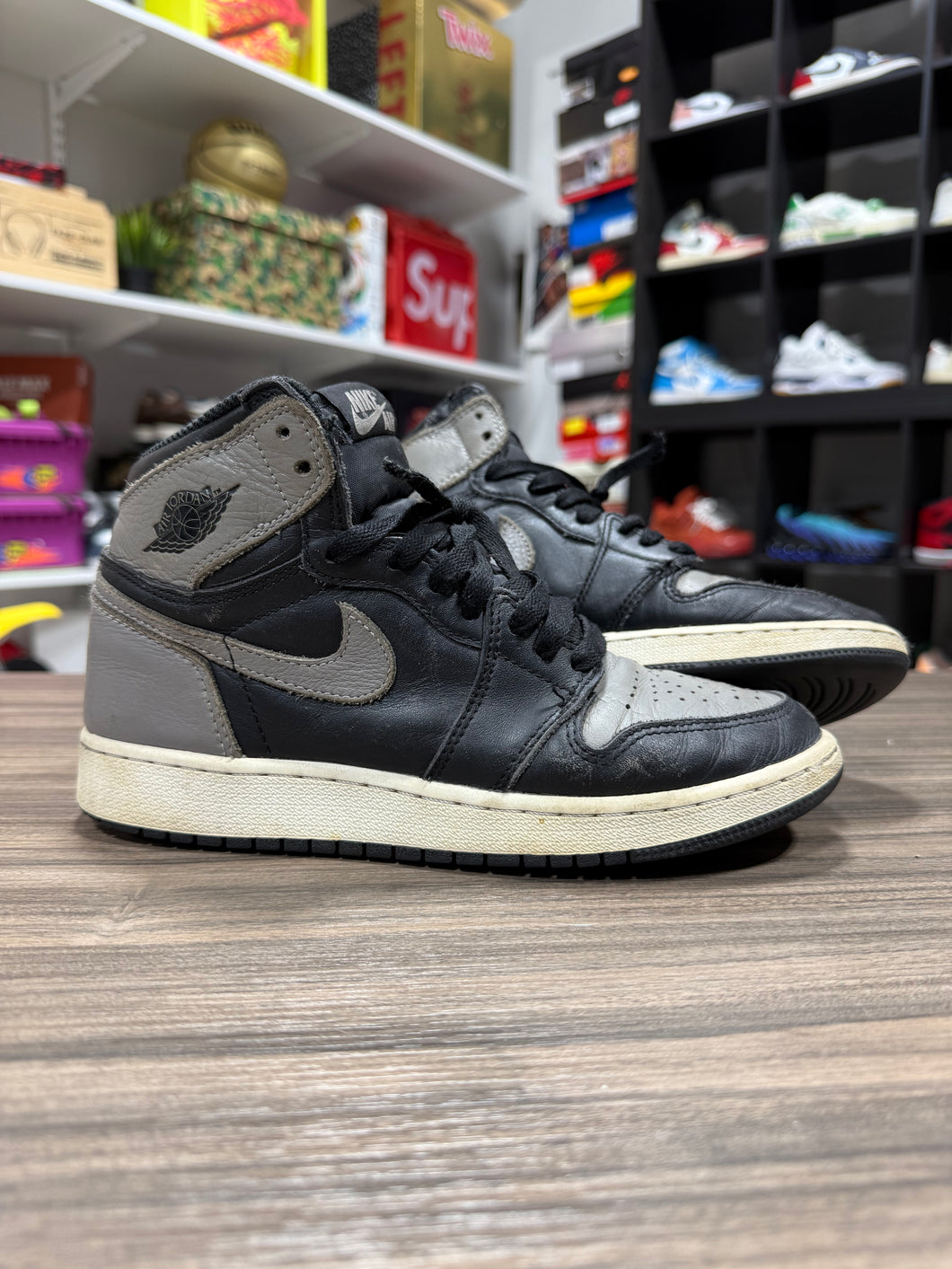 Jordan 1 High Shadow Sz 5y No Box