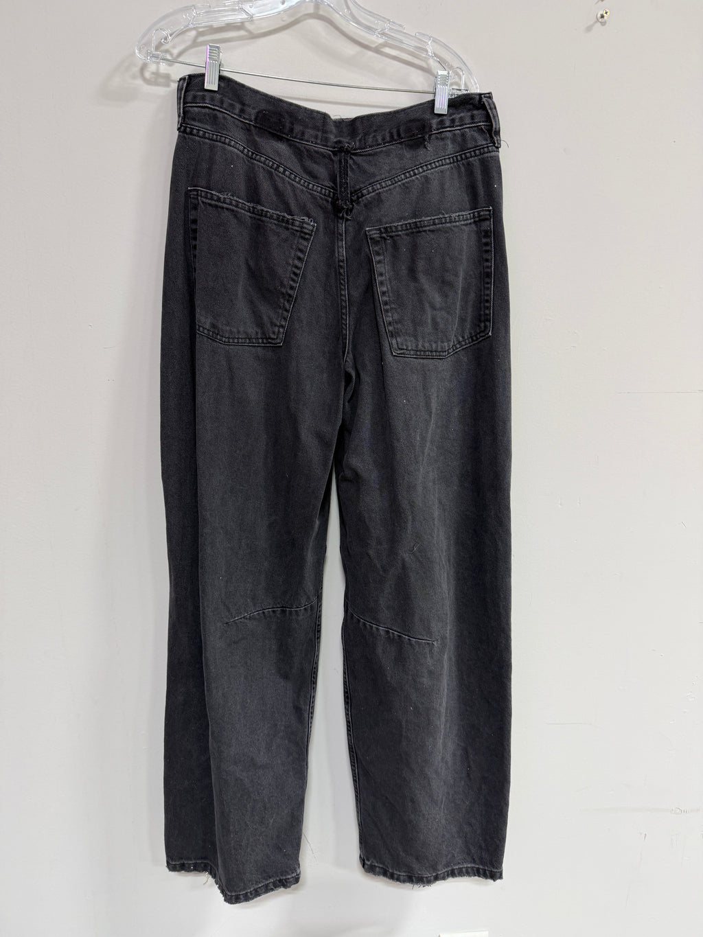BDG Urban Outfitters black barrel-leg jeans women's sz 31
