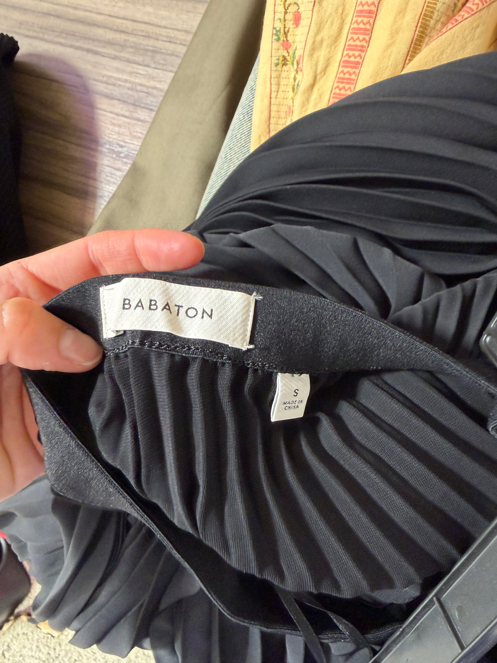 Aritzia Babaton black Sculpt Knit tank top sz S