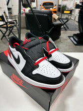 Load image into Gallery viewer, Jordan 1 Retro Low OG Black Toe (2023) Sz 9.5
