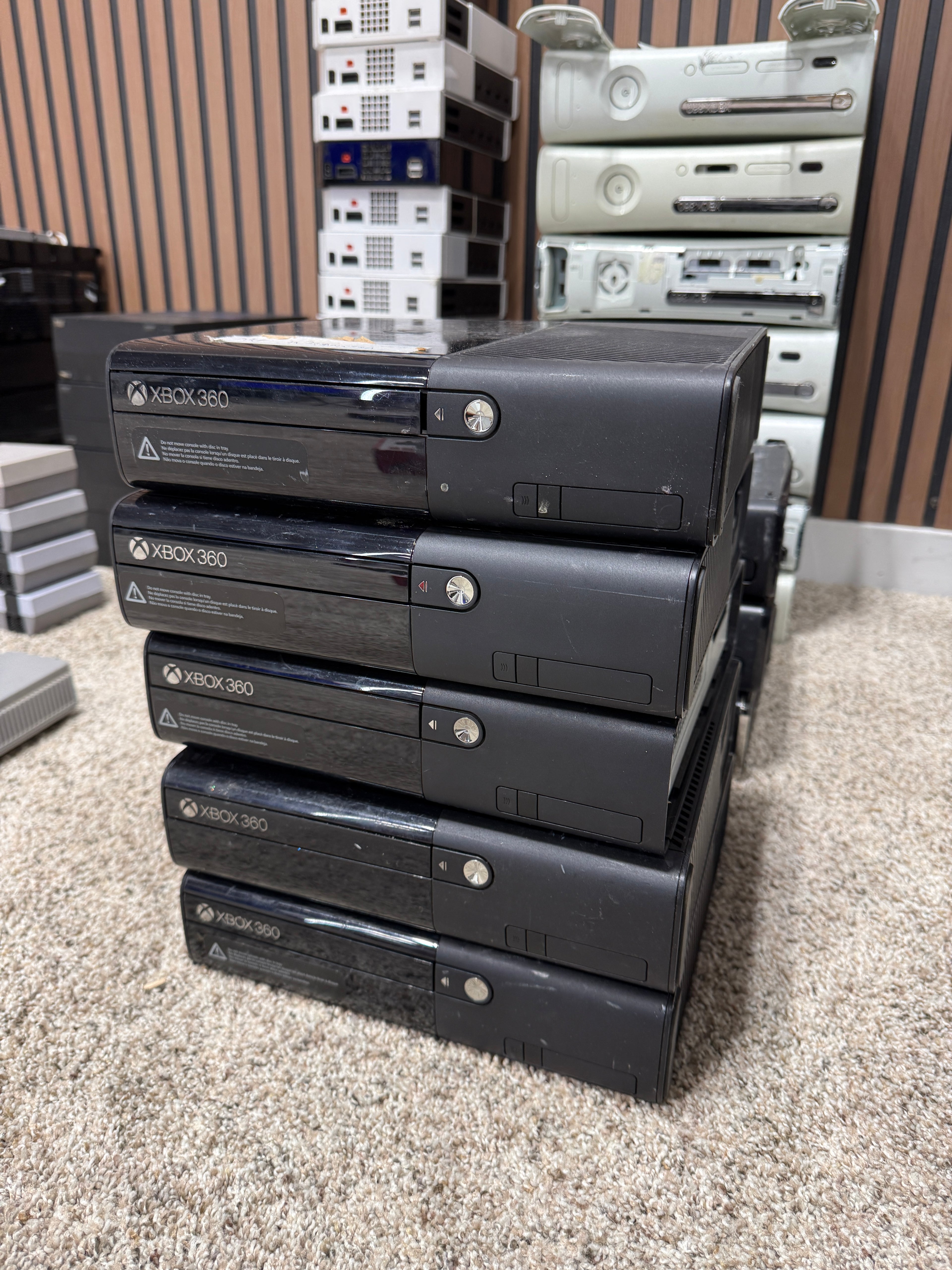 Microsoft Xbox 360 E - 1538 - Slim Possibly no HDD
