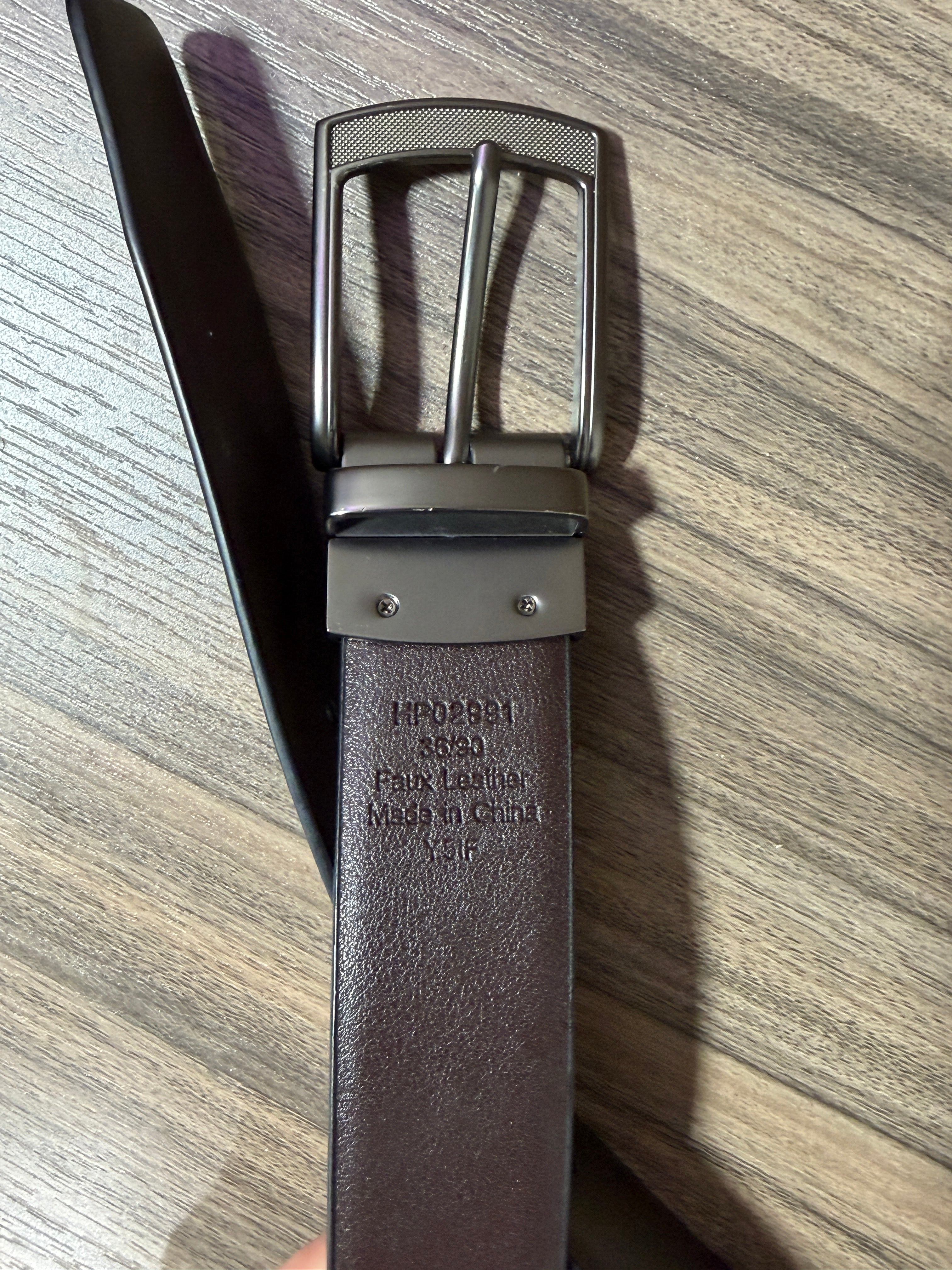 Dark brown leather belt sz 36/38