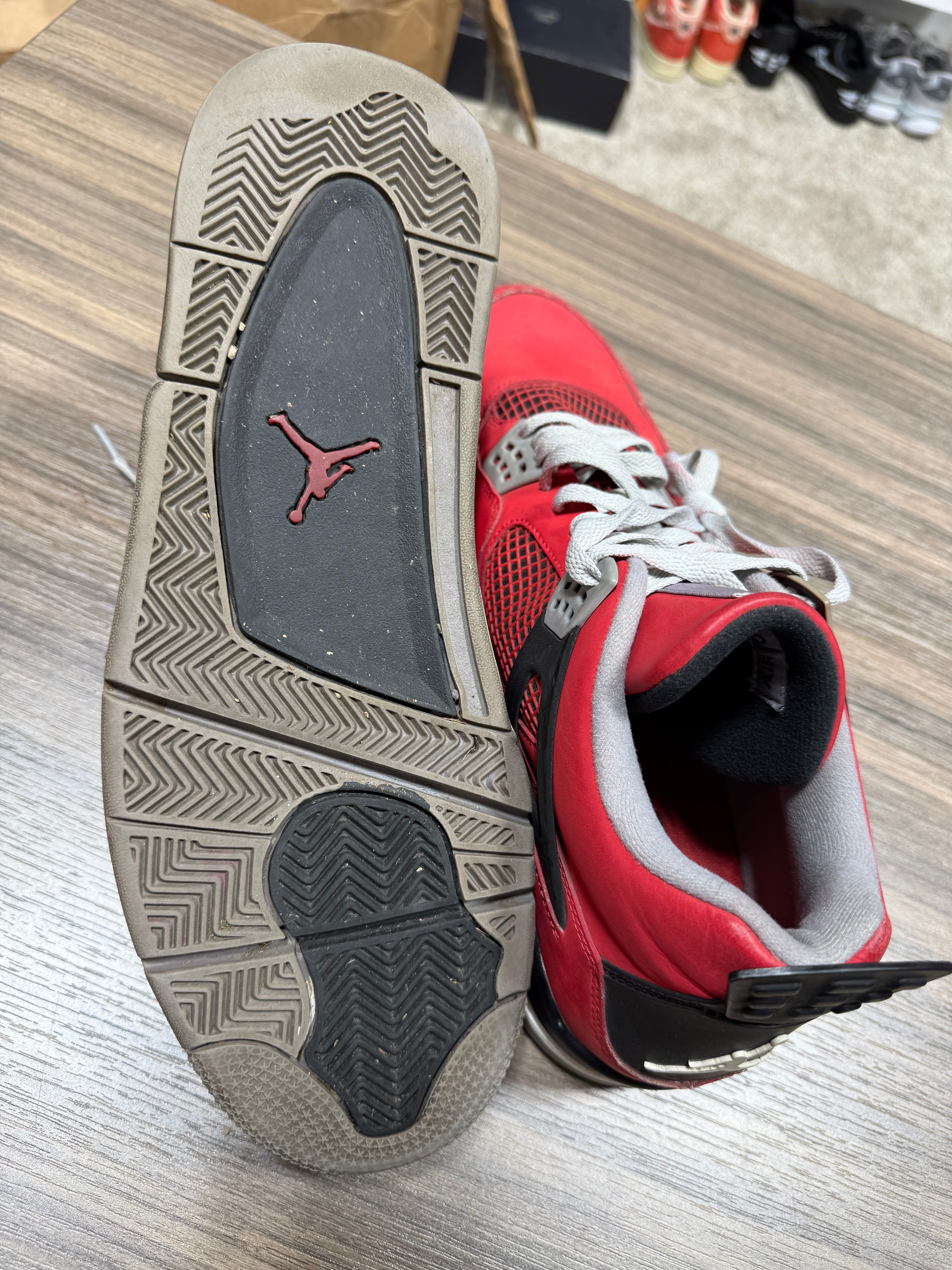 Jordan 4 Toro Bravo Sz 13