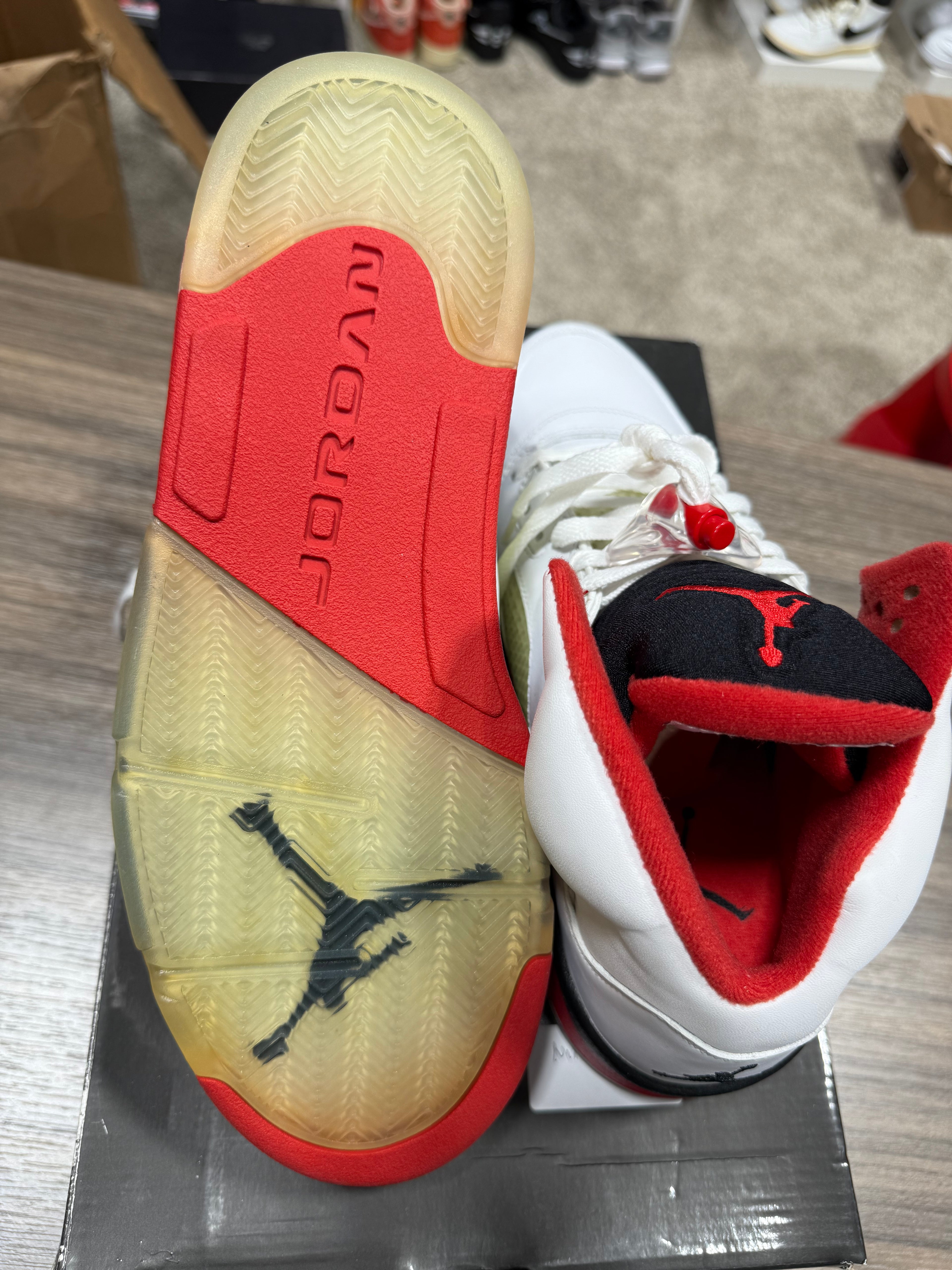 Jordan 5 Fire Red Sz 10 2006