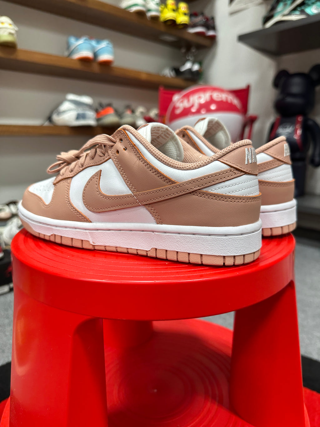 Wmns Dunk Low Pink Sz 7.5 NO BOX