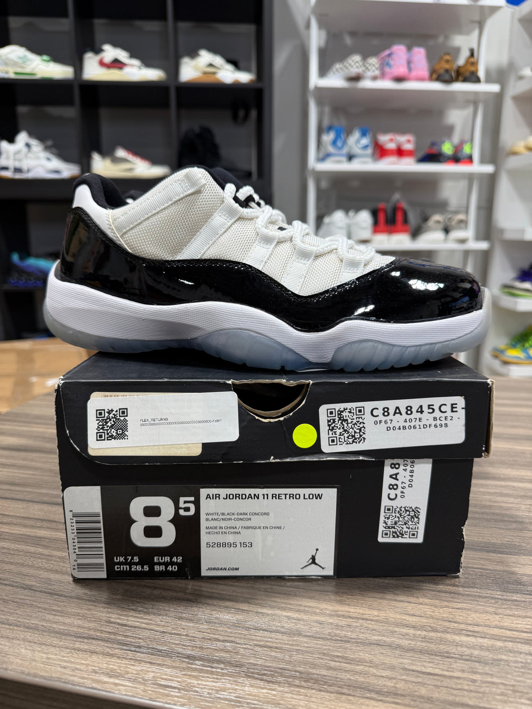 Air Jordan 11 Concord Sz 8.5 Read Description MIDSOLE DISCONNECT