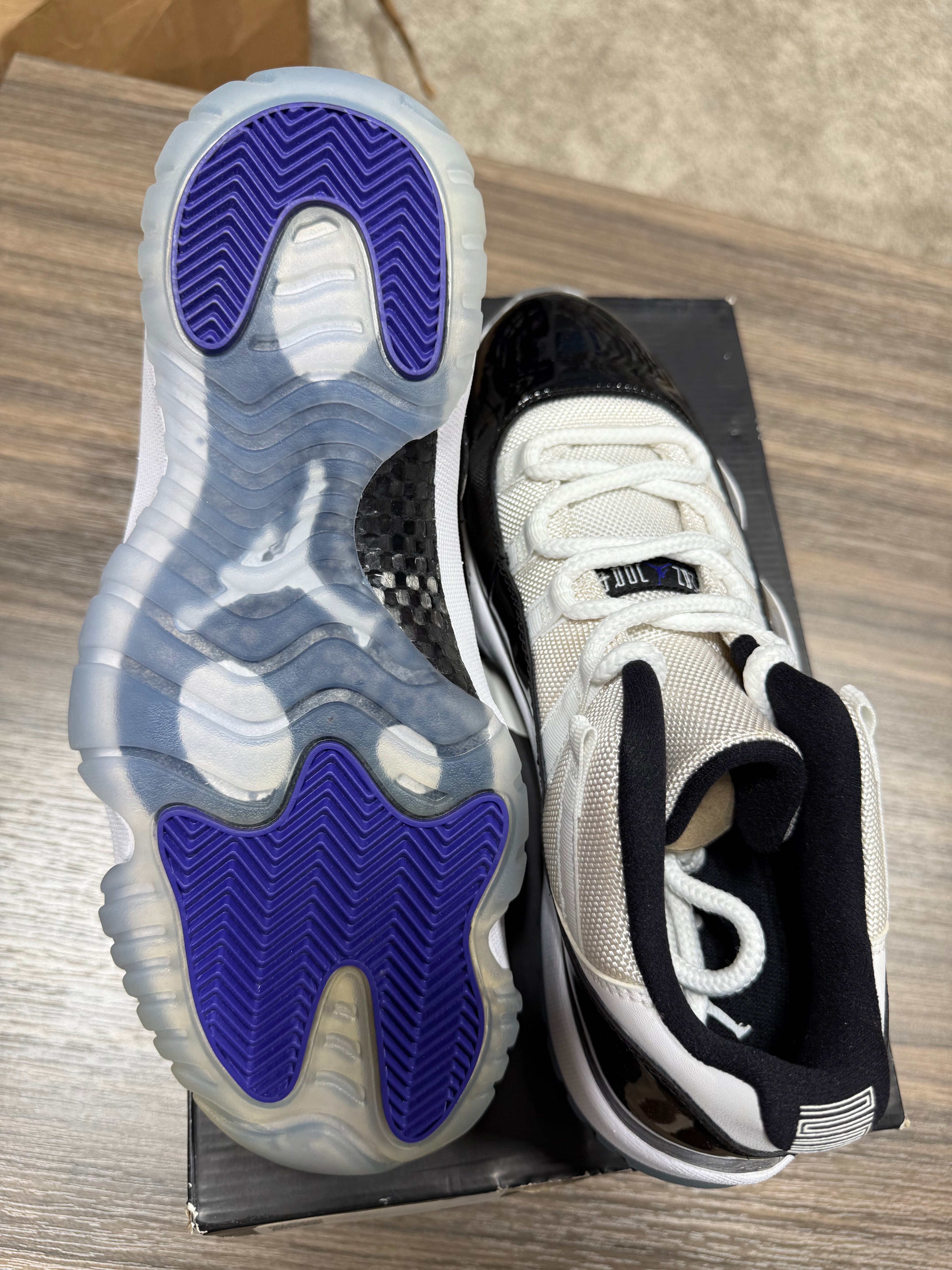 Air Jordan 11 Concord Sz 8.5 Read Description MIDSOLE DISCONNECT