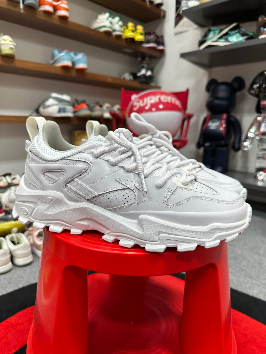 Notwoways Shoes Sz 11 white