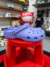 Load image into Gallery viewer, Crocs Purple Sz 9 No Box
