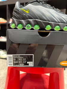 Air Max DN8 Black/Green Sz 11
