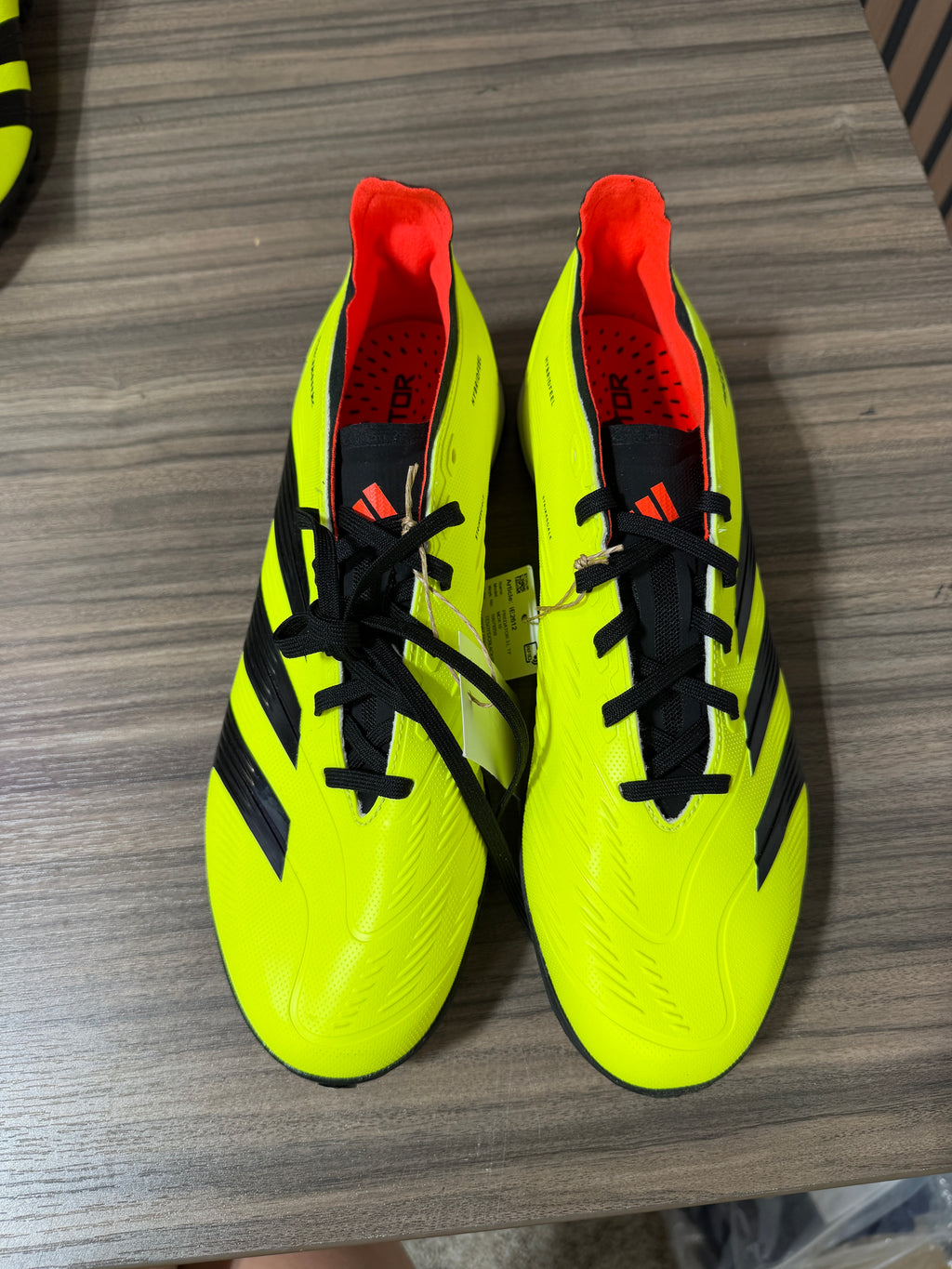 Adidas Predator 24 League TF Soccer Shoes Sz 9