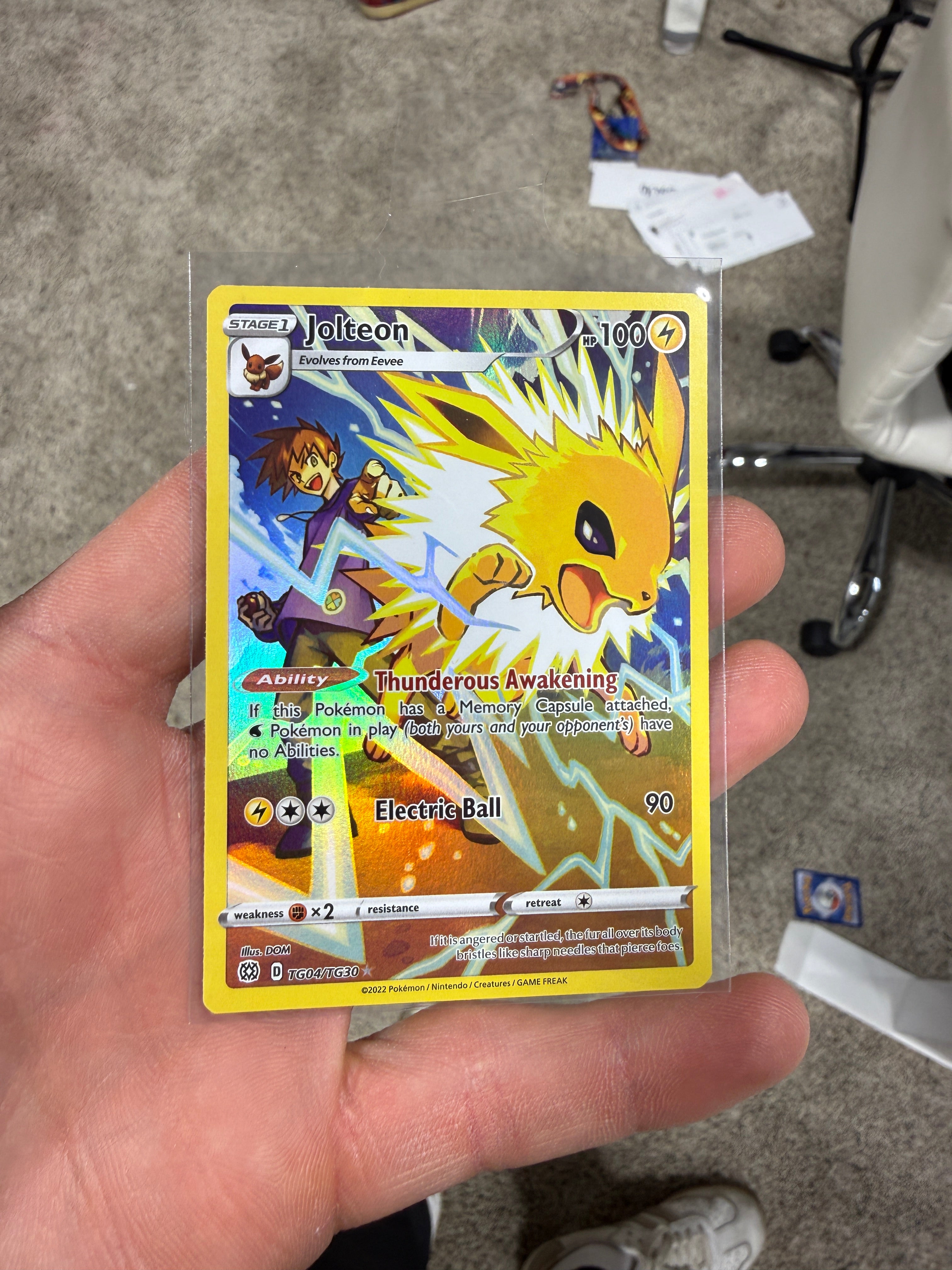 Jolteon - SWSH09: Brilliant Stars Trainer Gallery (SWSH09:TG)