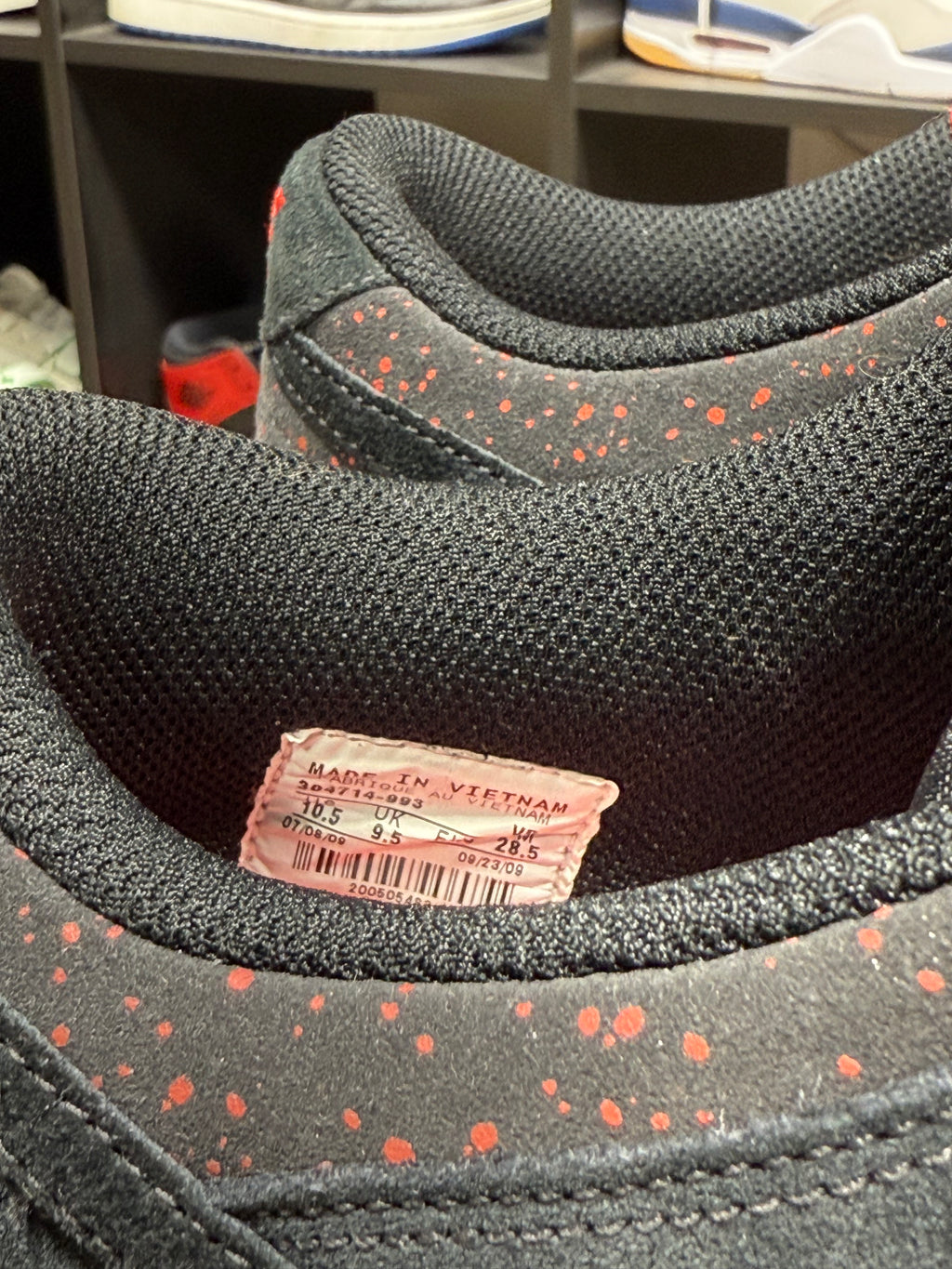 NIKE DUNK LOW CL BLACK SPORT RED SPLATTER Sz 10.5 No Box