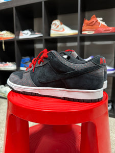 NIKE DUNK LOW CL BLACK SPORT RED SPLATTER Sz 10.5 No Box
