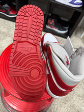 Load image into Gallery viewer, Air Jordan 1 Retro High OG &quot;Varsity&quot; Sz 10/W11.5 No Box
