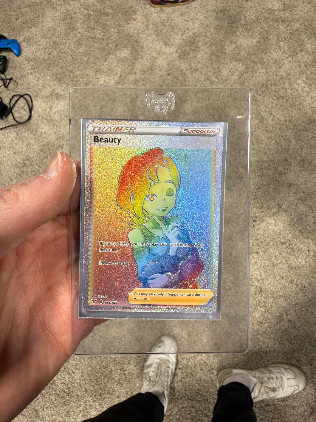 Beauty (Secret) - SWSH04: Vivid Voltage (SWSH04)