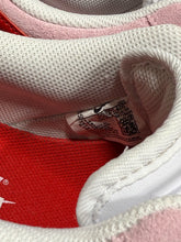 Load image into Gallery viewer, Air Force 1 Low Valentines Day Sz 10 No Box
