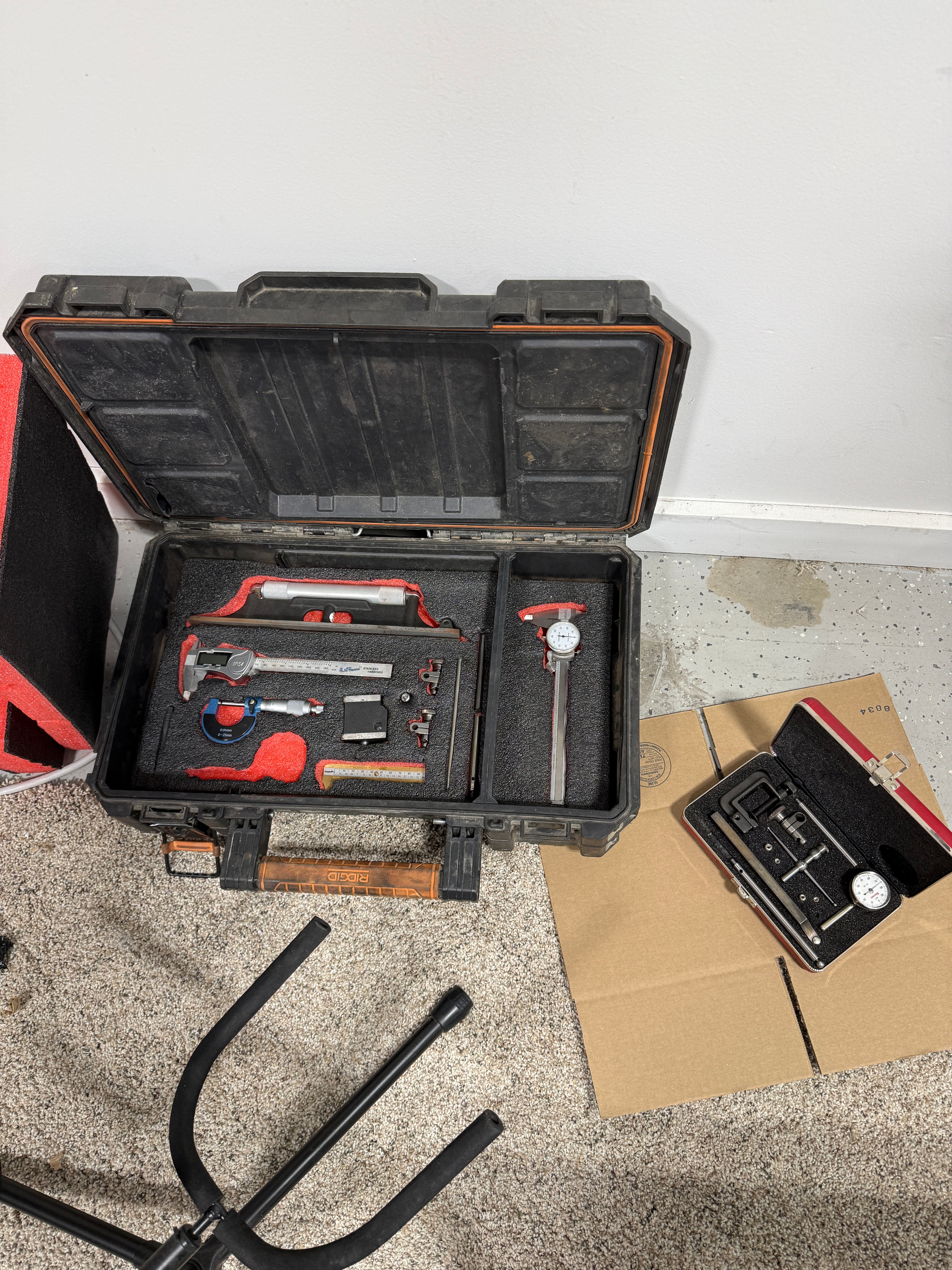 Tool Set with Box (Micrometer, Digital Caliper)
