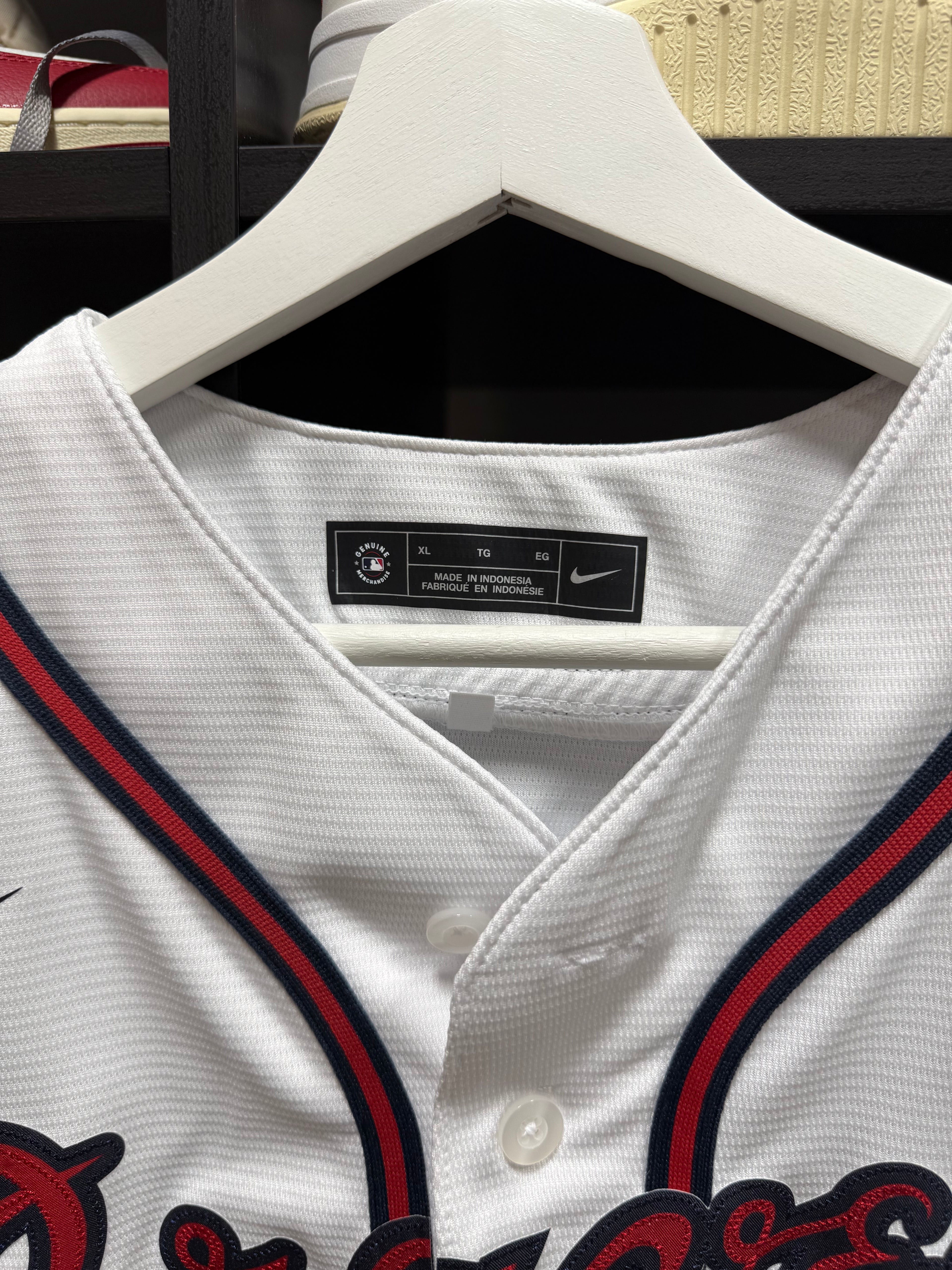 Nike Max Friend Braves Jersey White Sz XL