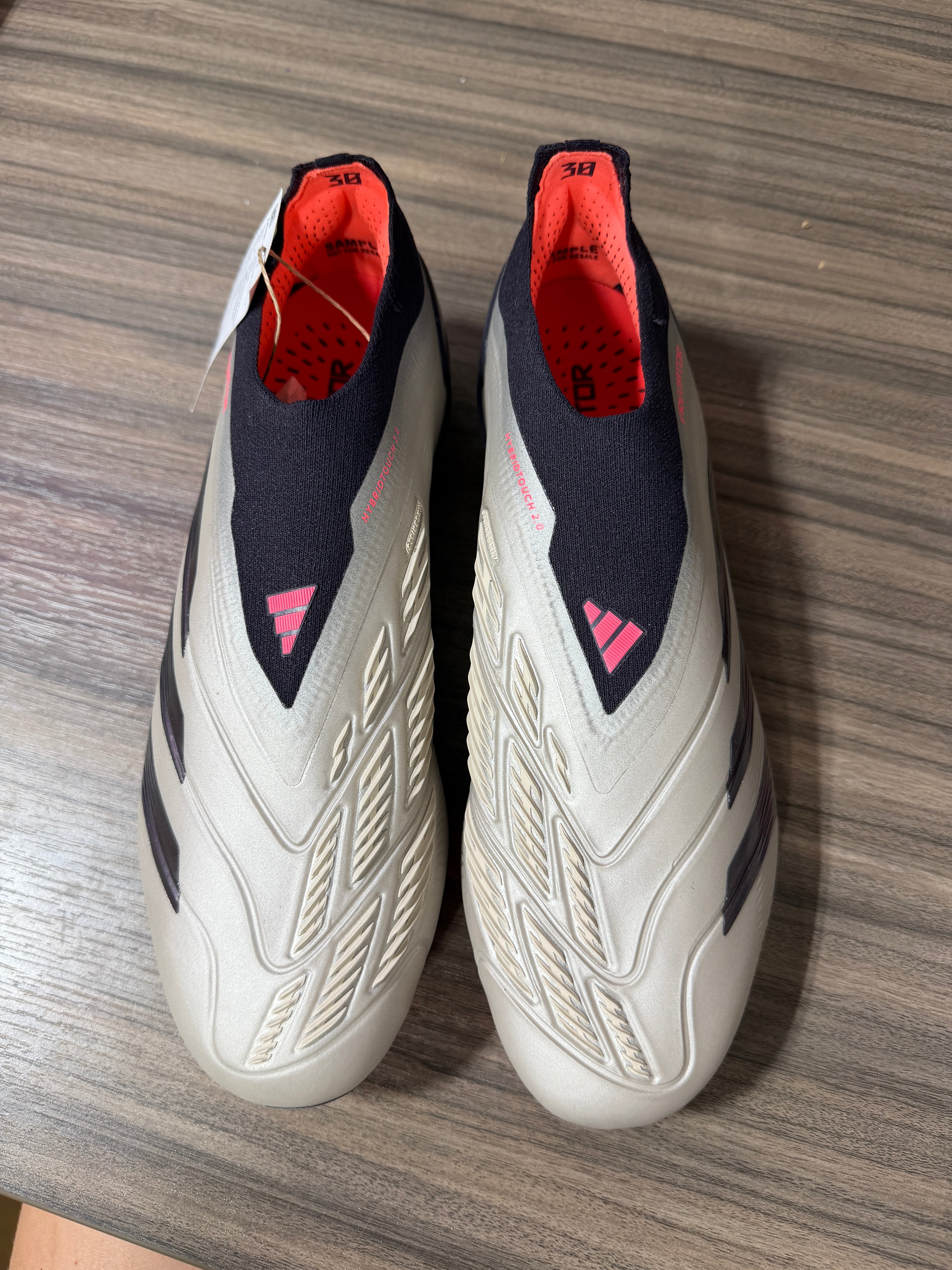 Adidas Predator Elite Laceless SG soccer cleats Sz 9