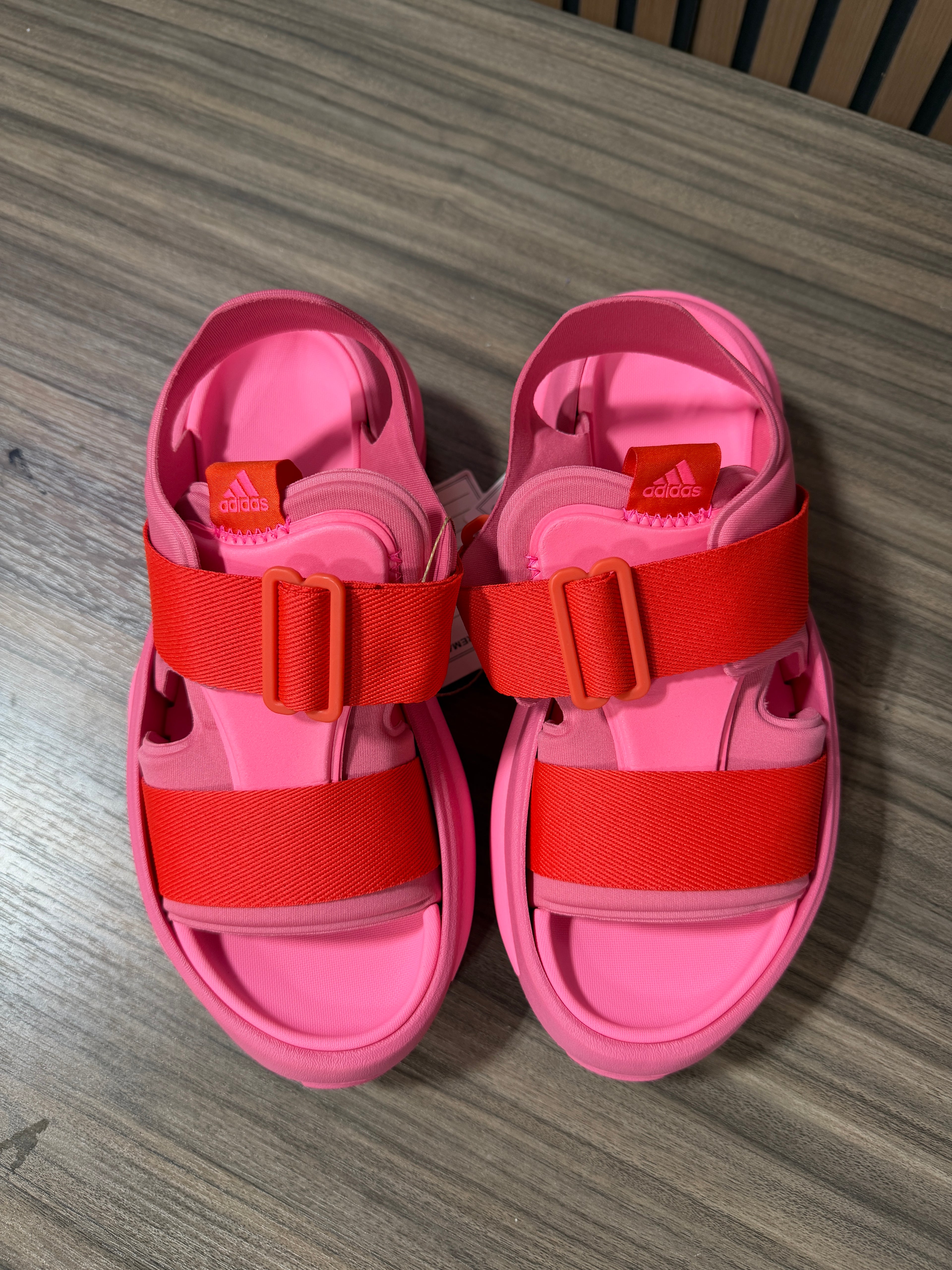 Adidas Mehana Sandals Sz 7 Womens