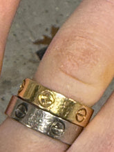 Load image into Gallery viewer, Cartier Love Ring Sz 58
