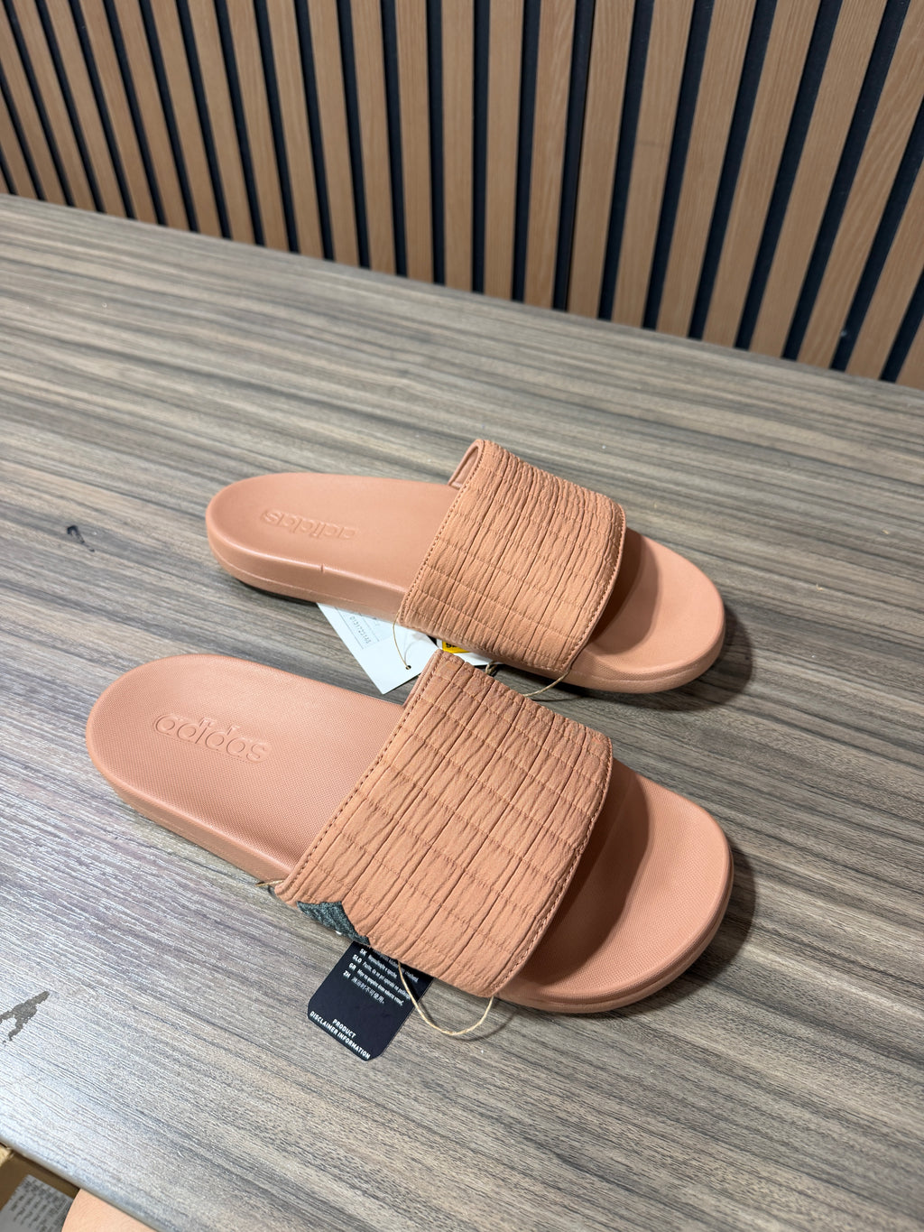 Adidas Adilette Comfort Slides Sz Mens 9