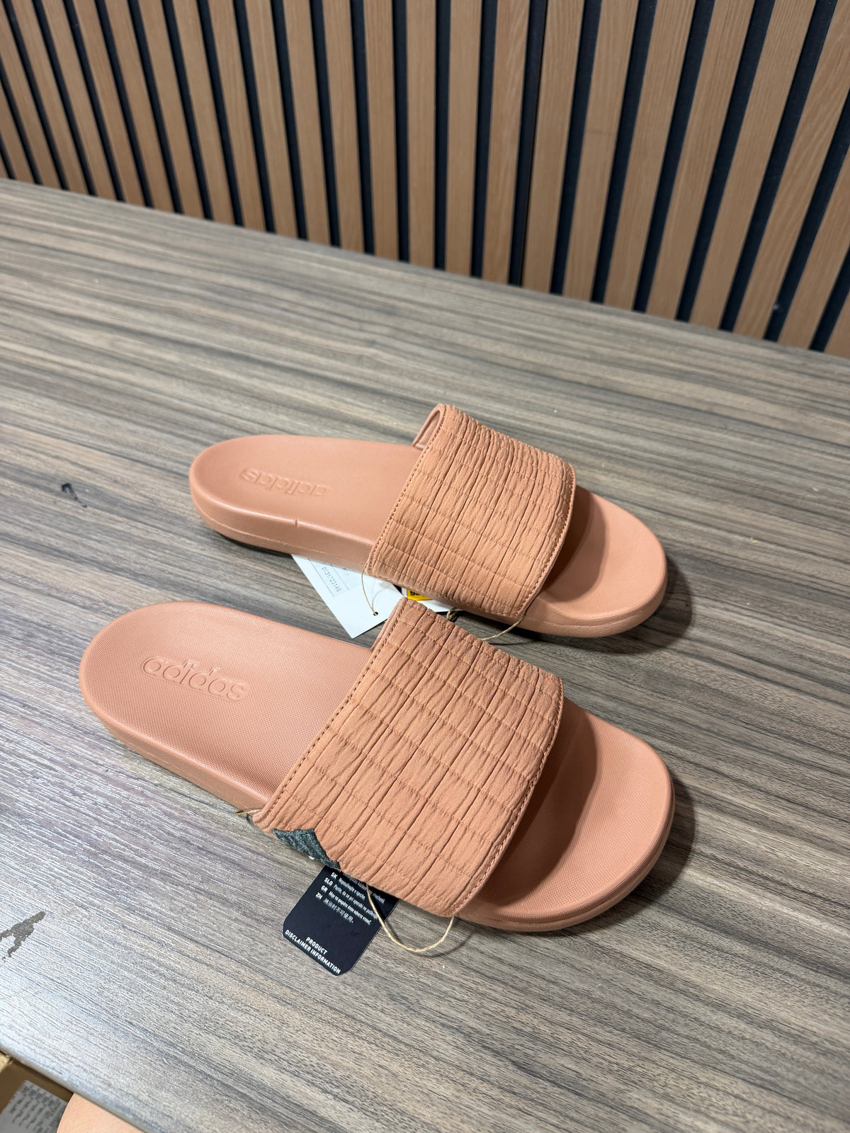 Adidas Adilette Comfort Slides Sz Mens 9