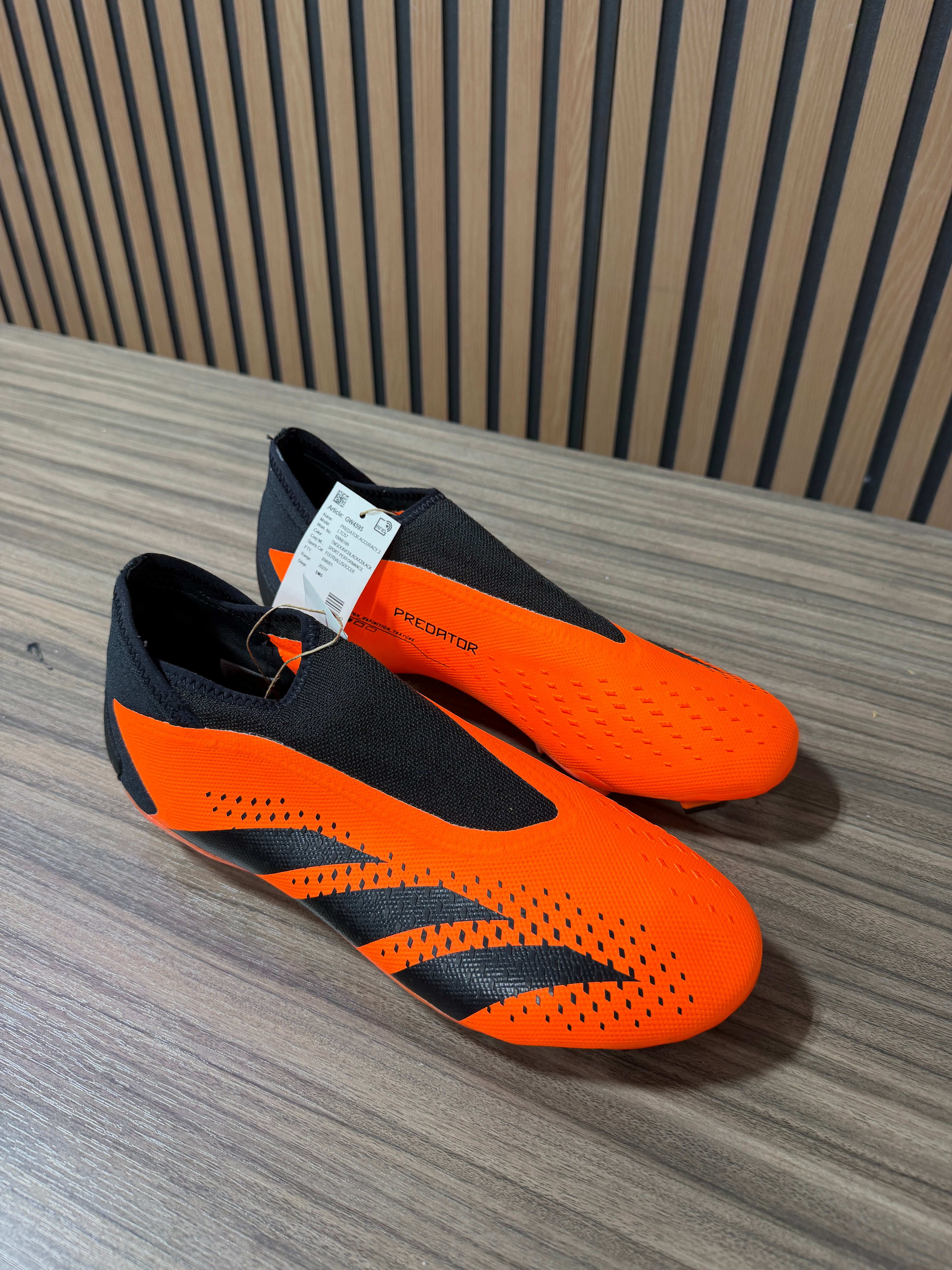 Adidas Predator Accuracy.3 FG LL Jr soccer cleats Sz 9