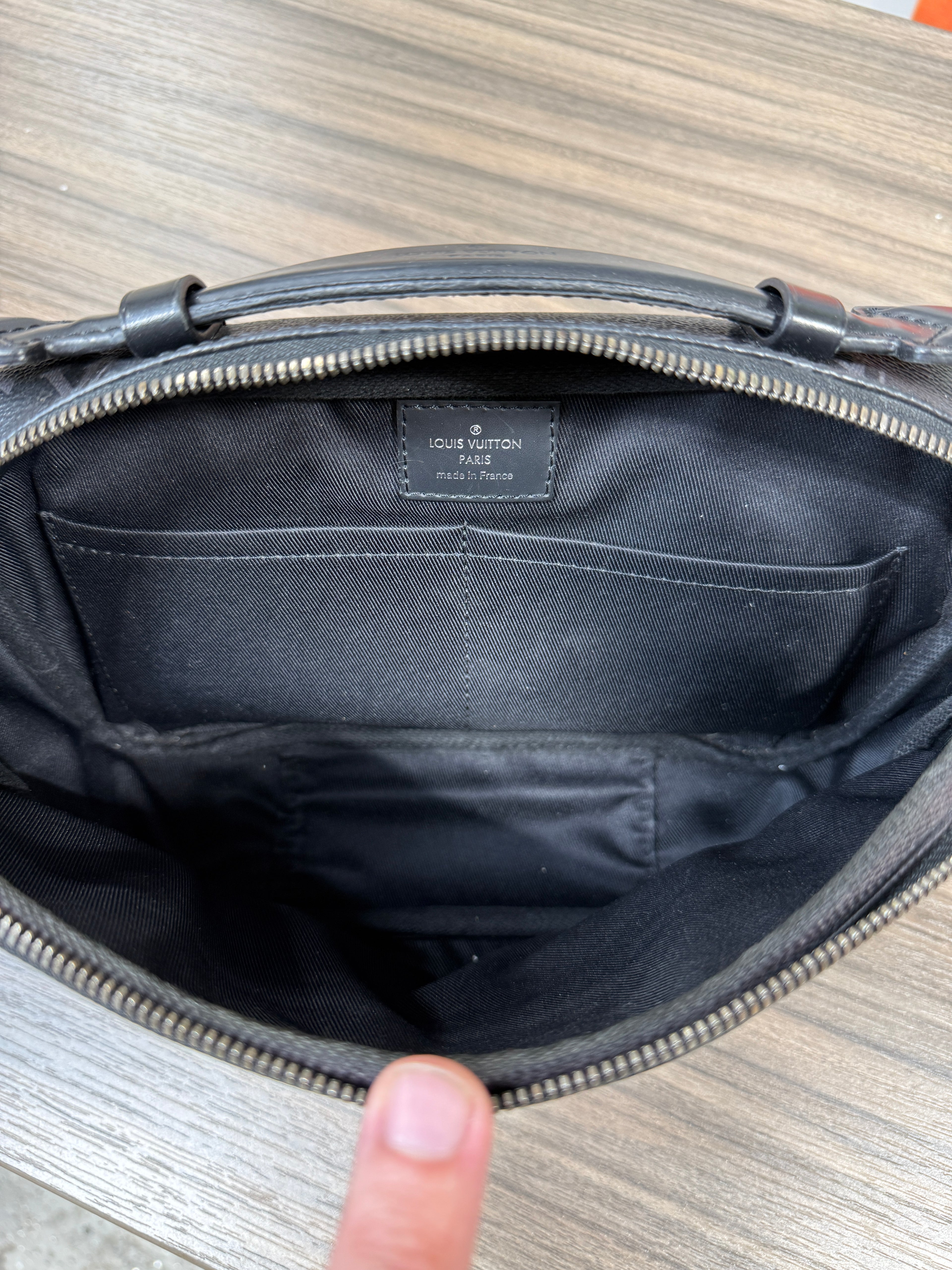 Louis Vuitton Mens Shoulder Bag