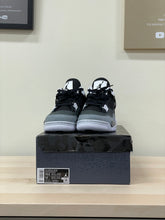 Load image into Gallery viewer, Jordan 4 Retro Fear (2024) Sz 10.5
