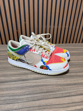 Load image into Gallery viewer, Nike Dunk Low SP City Market Sz 10.5 No Box
