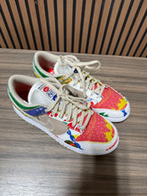 Load image into Gallery viewer, Nike Dunk Low SP City Market Sz 10.5 No Box
