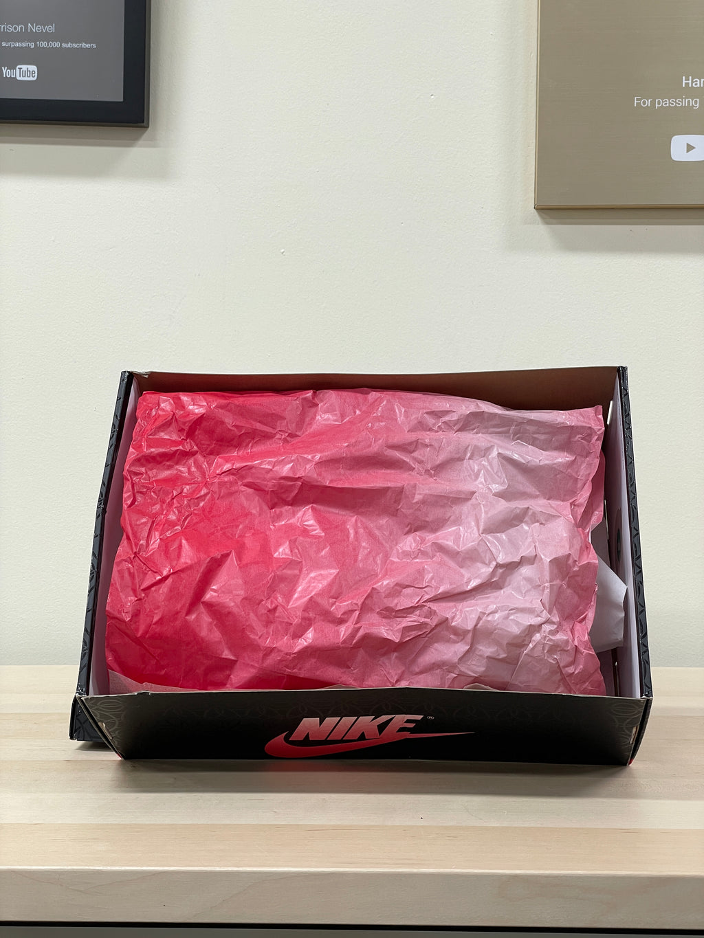 Jordan 1 Retro Low OG PSG Paris Saint-Germain Sz 10