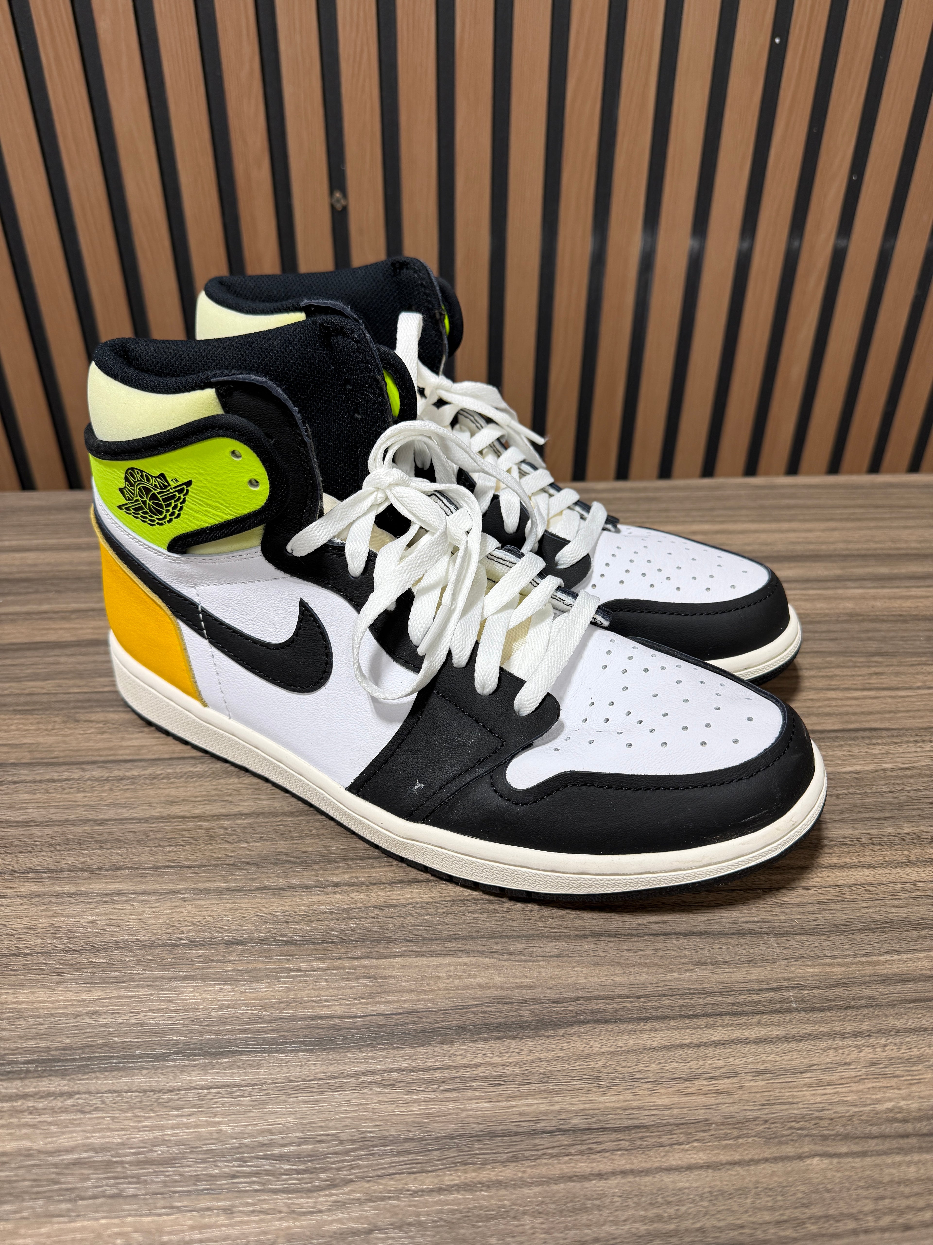Air Jordan 1 High 'Volt Gold' No Box