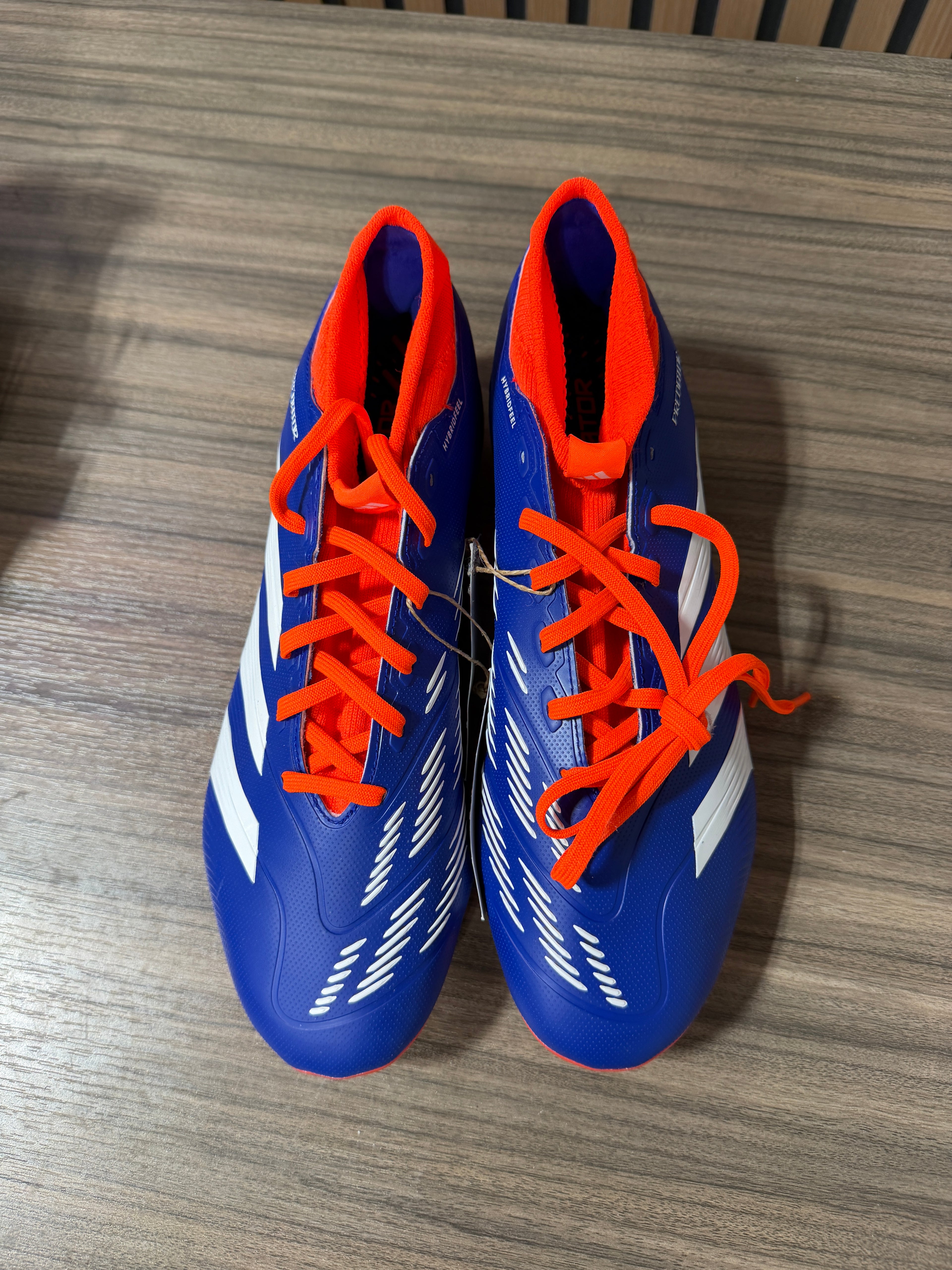 Adidas Predator League soccer cleats Sz 9