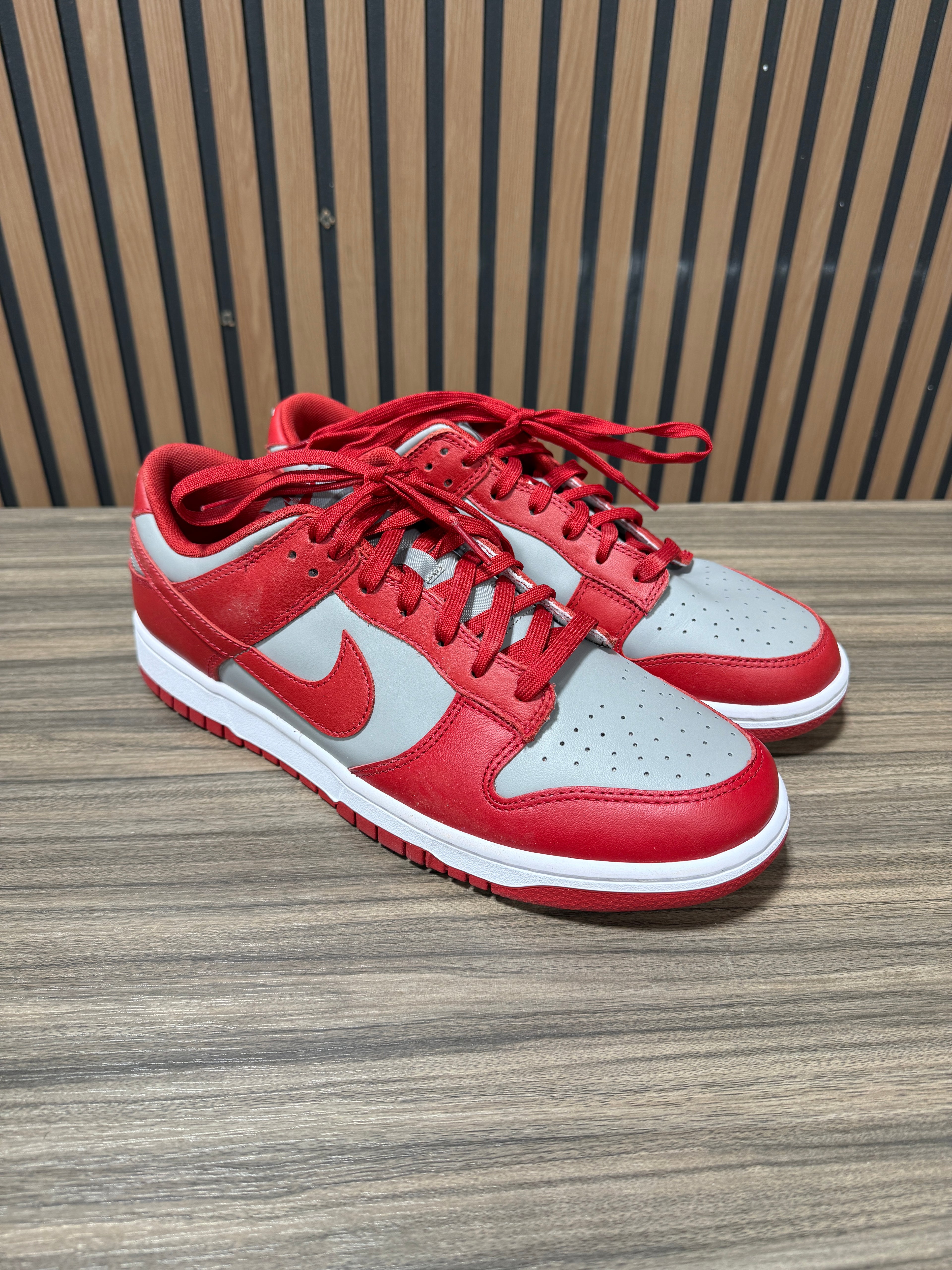 Nike Dunk Low SP UNLV Grey Red Sz 10