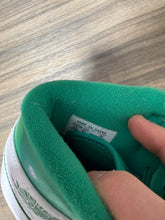 Load image into Gallery viewer, Air Jordan 1 Retro High 'Do The Right Thing' 2009 Sz 10.5 No box
