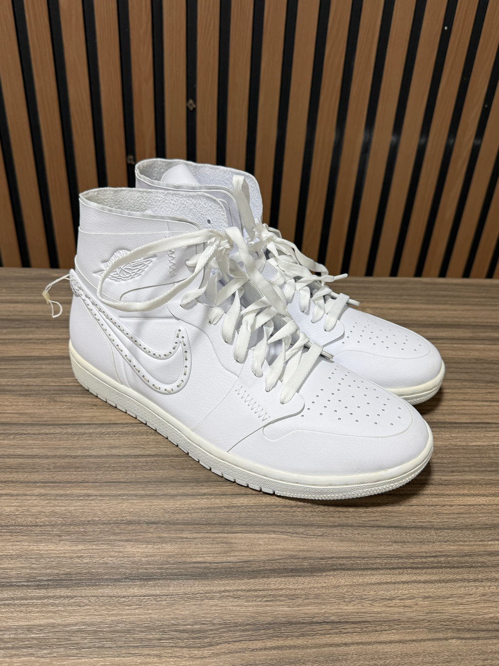New Nike Air Jordan 1 Retro High Noise Cancelling Sz 10.5 No Box