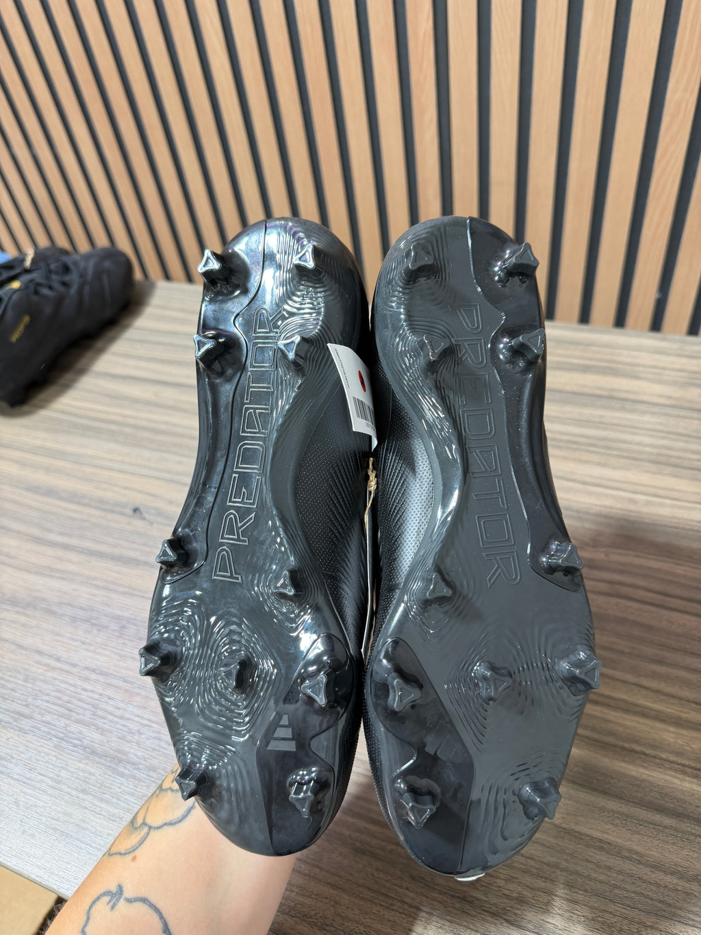 adidas Predator League Firm Ground soccer cleats Sz 9