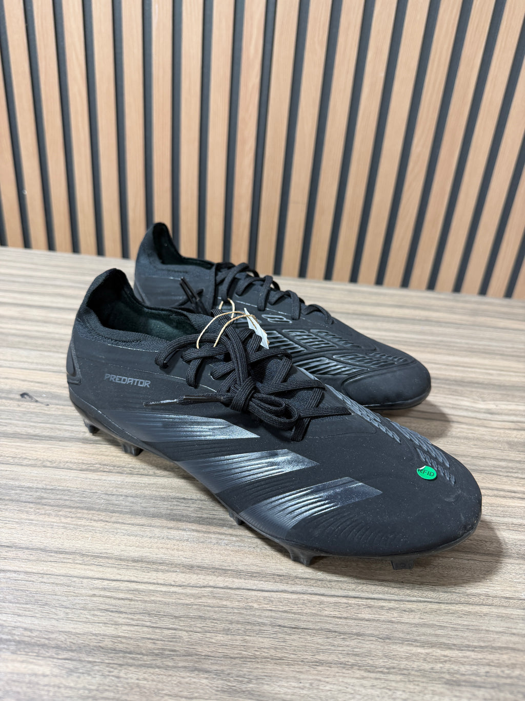 adidas Predator Pro FG Soccer Cleat Sz 9
