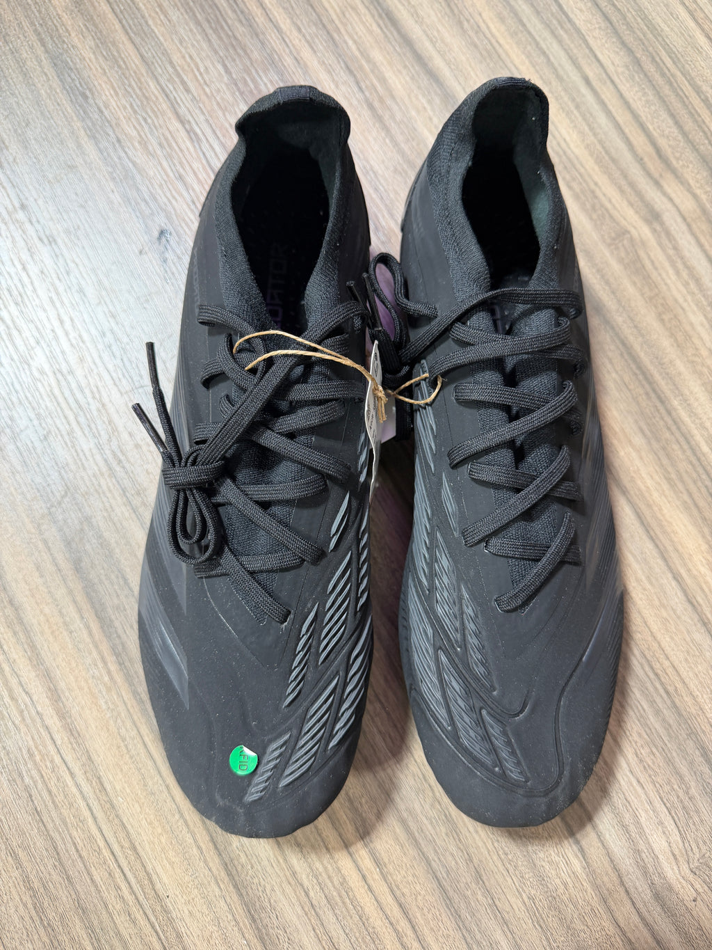 adidas Predator Pro FG Soccer Cleat Sz 9