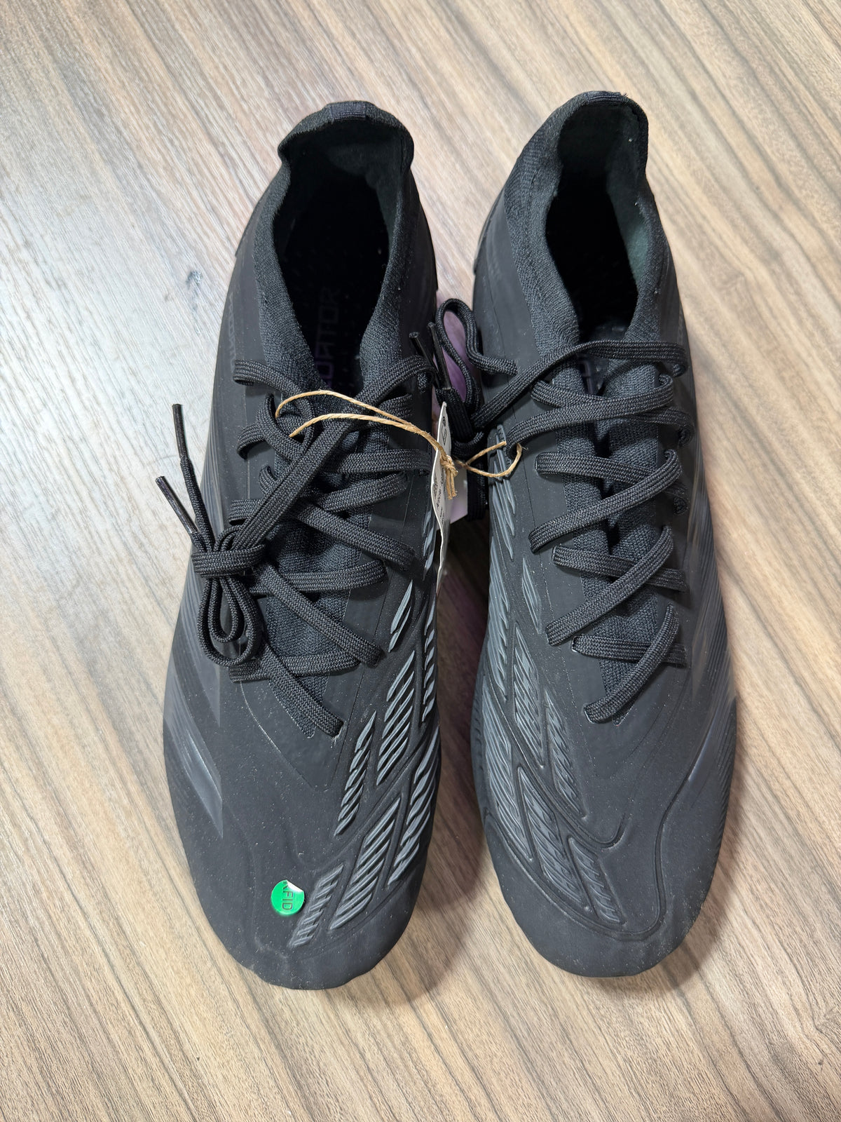 adidas Predator Pro FG Soccer Cleat Sz 9