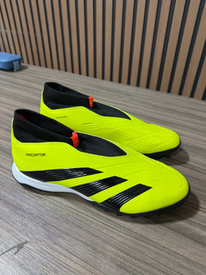 adidas Predator 24 League Laceless Turf Cleats Sz 9