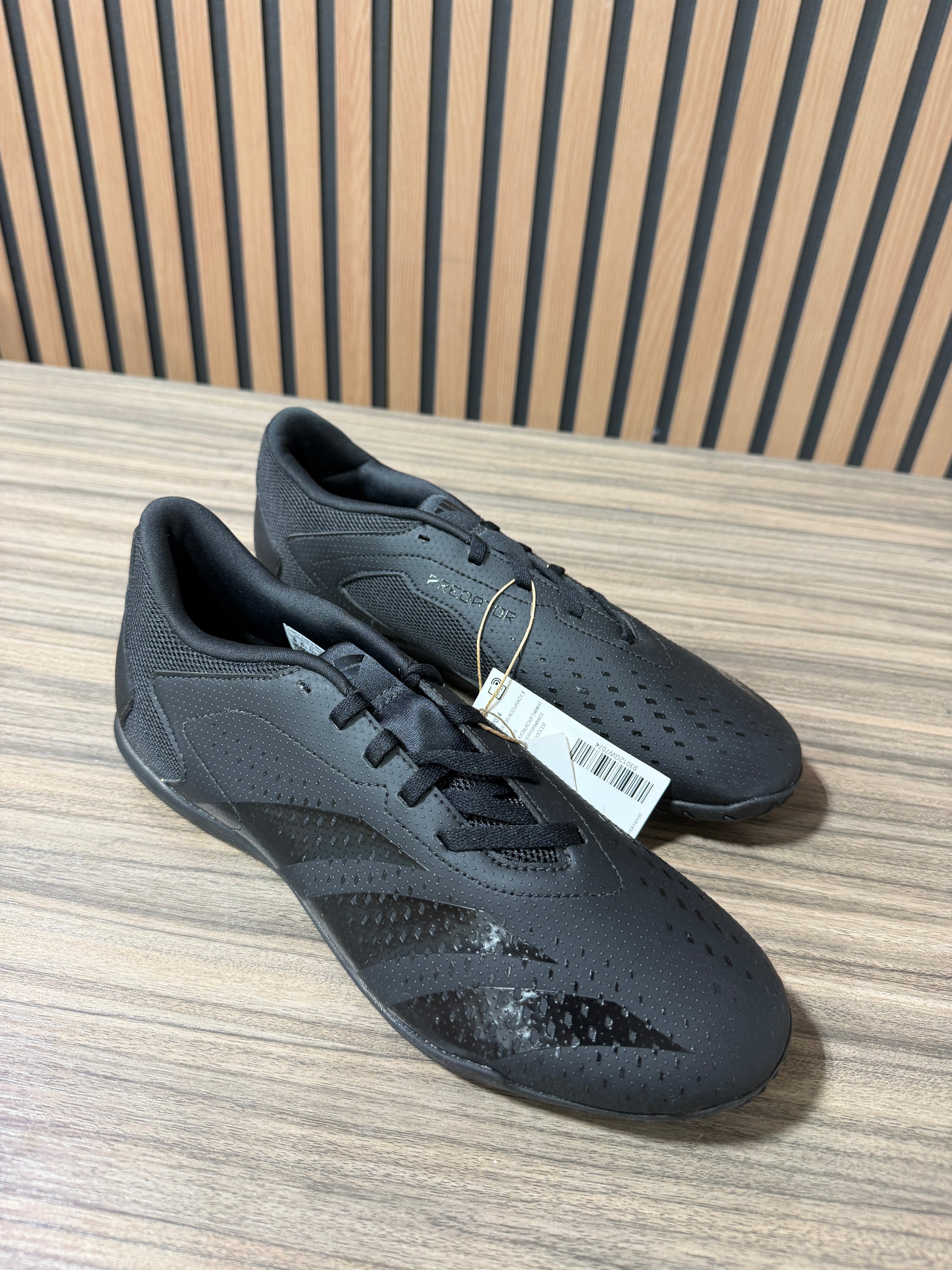 adidas Predator Accuracy .4 IN Sala Sz 9