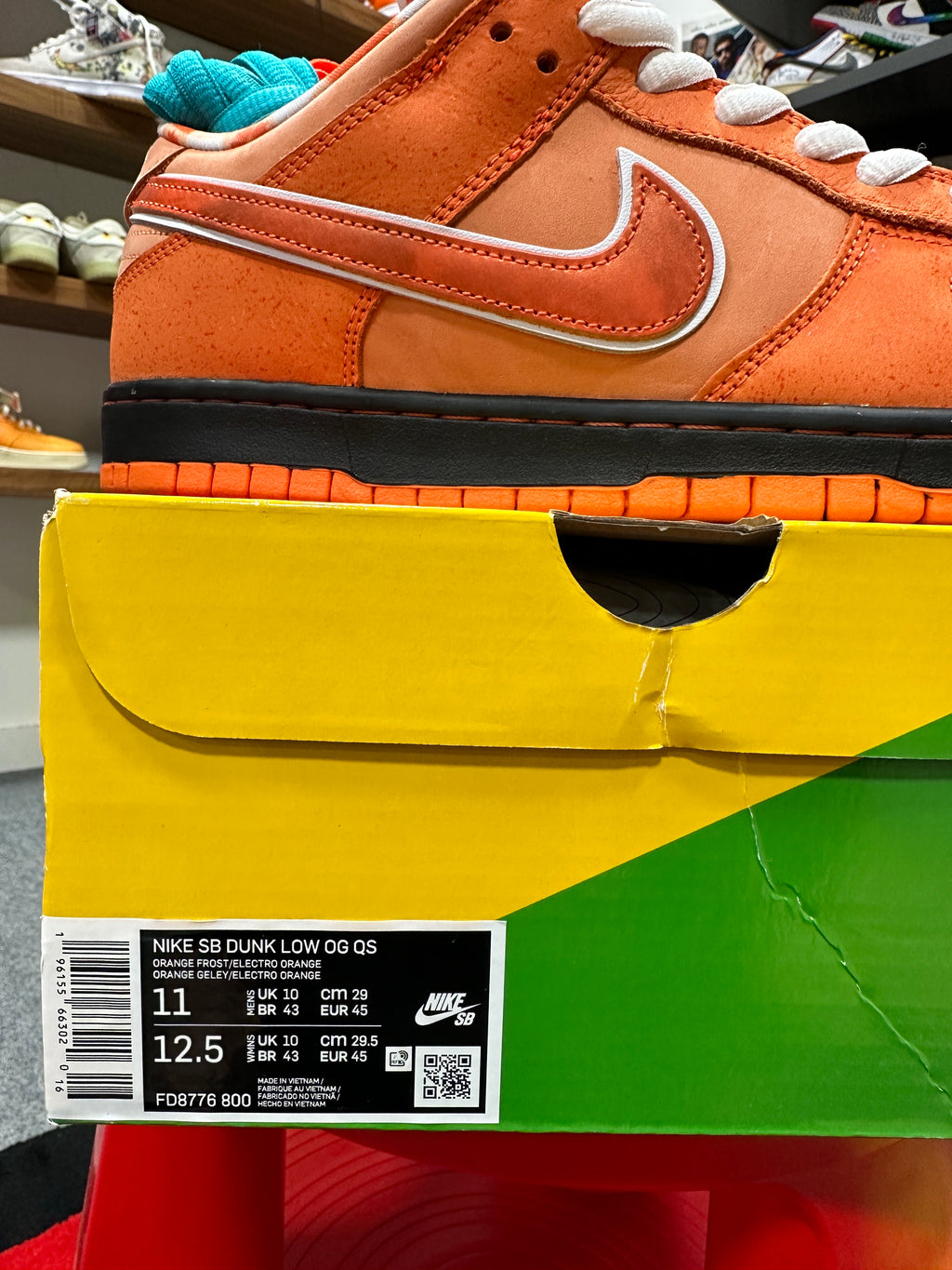 Nike SB Dunk Low Orange Lobster Sz 11
